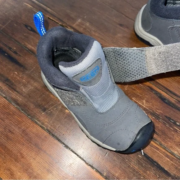 Keen Gray and Blue Hiking Boots Slip-On Design - Picture 6 of 6